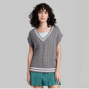 Wild Fable Women's Knit Oversized Preppy Dark Academia Sweater Vest Size Medium